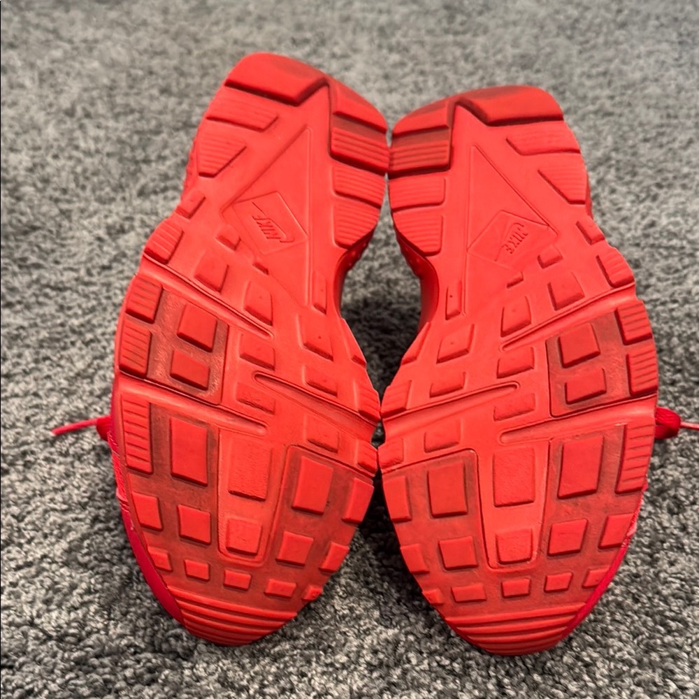 Nike Air Huarache Run (GS) Triple Red 654275 600 Size Youth sz 6.5Y/Womans 8•EUC - Picture 6 of 8
